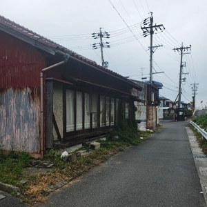 住宅・倉庫の解体工事(施工前)